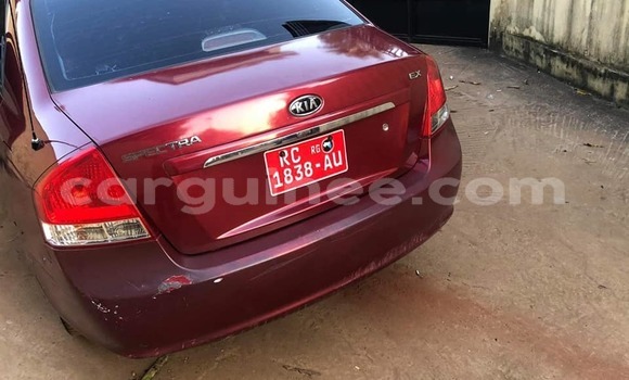 Acheter Occasion Voiture Kia Spectra Rouge à Conakry, Conakry Acheter Occasion Voiture Kia Spectra Rouge à Conakry, Conakry