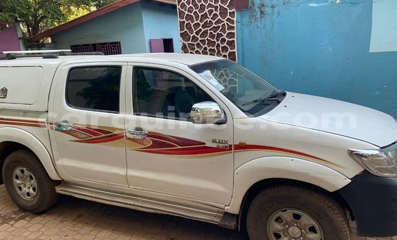 Acheter Occasion Voiture Toyota Hilux Blanc à Conakry, Conakry Acheter Occasion Voiture Toyota Hilux Blanc à Conakry, Conakry