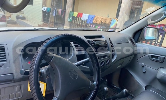 Acheter Occasion Voiture Toyota Hilux Blanc à Conakry, Conakry Acheter Occasion Voiture Toyota Hilux Blanc à Conakry, Conakry