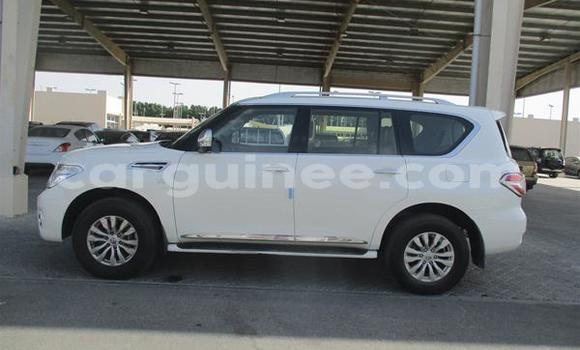 Buy Used Nissan Patrol White Car in Conakry in Conakry Buy Used Nissan Patrol White Car in Conakry in Conakry