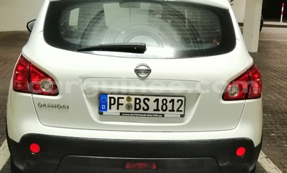 Buy Used Nissan Qashqai White Car in Conakry in Conakry Buy Used Nissan Qashqai White Car in Conakry in Conakry