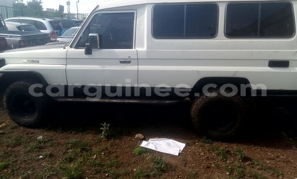Acheter Occasion Voiture Toyota Land Cruiser Blanc à Conakry, Conakry Acheter Occasion Voiture Toyota Land Cruiser Blanc à Conakry, Conakry