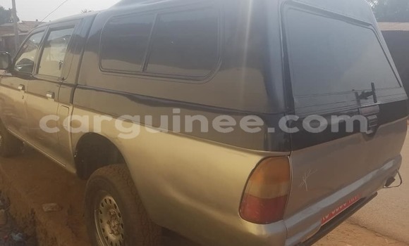 Acheter Occasion Voiture Mitsubishi L200 Noir à Conakry, Conakry Acheter Occasion Voiture Mitsubishi L200 Noir à Conakry, Conakry