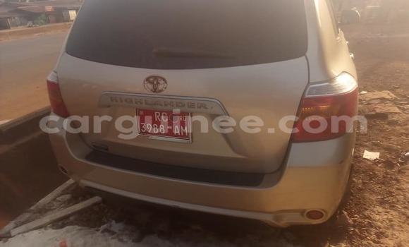 Acheter Occasion Voiture Toyota Highlander Marron à Conakry, Conakry Acheter Occasion Voiture Toyota Highlander Marron à Conakry, Conakry