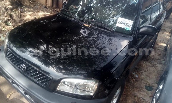 Acheter Occasion Voiture Toyota RAV4 Noir à Conakry, Conakry Acheter Occasion Voiture Toyota RAV4 Noir à Conakry, Conakry