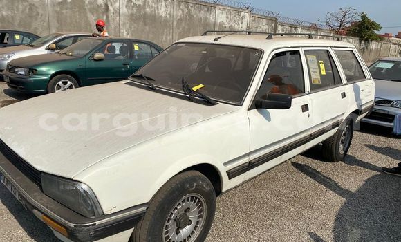 Acheter Occasion Voiture Peugeot 505 Blanc à Conakry, Conakry Acheter Occasion Voiture Peugeot 505 Blanc à Conakry, Conakry