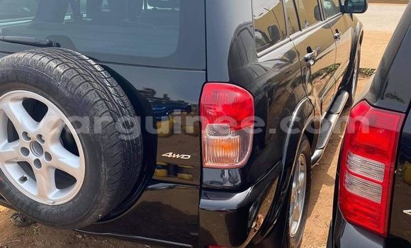 Acheter Occasion Voiture Toyota RAV4 Noir à Conakry, Conakry Acheter Occasion Voiture Toyota RAV4 Noir à Conakry, Conakry