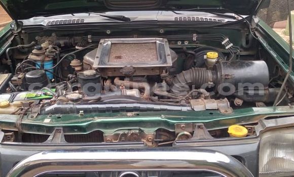 Acheter Occasion Voiture Nissan Navara Vert à Conakry, Conakry Acheter Occasion Voiture Nissan Navara Vert à Conakry, Conakry