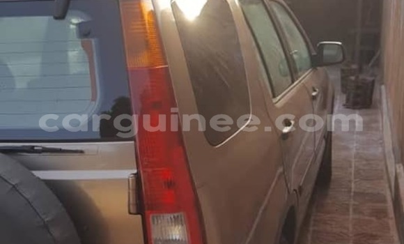 Acheter Occasion Voiture Honda CR–V Marron à Conakry, Conakry Acheter Occasion Voiture Honda CR–V Marron à Conakry, Conakry