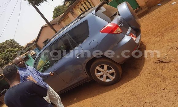 Acheter Occasion Voiture Toyota RAV4 Bleu à Conakry, Conakry Acheter Occasion Voiture Toyota RAV4 Bleu à Conakry, Conakry