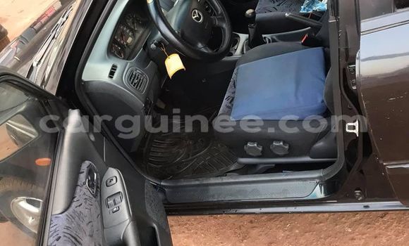 Acheter Occasion Voiture Mazda 323 Noir à Conakry, Conakry Acheter Occasion Voiture Mazda 323 Noir à Conakry, Conakry