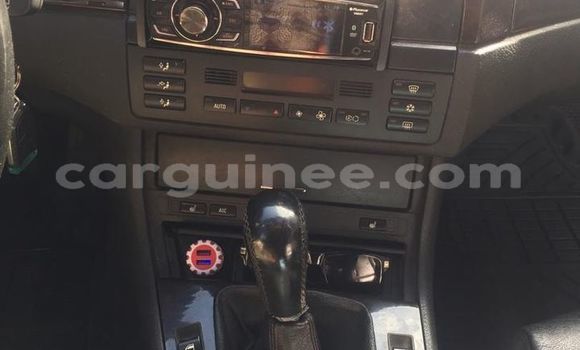 Acheter Occasion Voiture BMW 3–Series Beige à Conakry, Conakry Acheter Occasion Voiture BMW 3–Series Beige à Conakry, Conakry