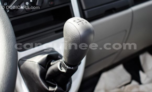 Buy Import Mitsubishi L400 White Truck in Import - Dubai in Conakry Buy Import Mitsubishi L400 White Truck in Import - Dubai in Conakry