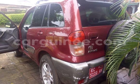 Acheter Occasion Voiture Toyota RAV4 Rouge à Conakry, Conakry Acheter Occasion Voiture Toyota RAV4 Rouge à Conakry, Conakry