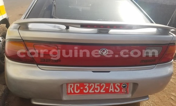 Acheter Occasion Voiture Mazda 323 Gris à Conakry, Conakry Acheter Occasion Voiture Mazda 323 Gris à Conakry, Conakry