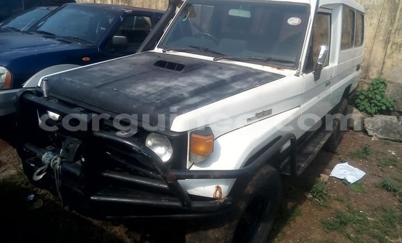 Acheter Occasion Voiture Toyota Land Cruiser Blanc à Conakry, Conakry Acheter Occasion Voiture Toyota Land Cruiser Blanc à Conakry, Conakry