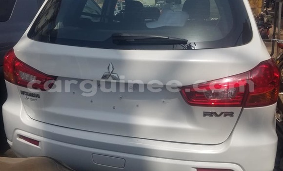 Acheter Occasion Voiture Mitsubishi RVR Blanc à Conakry, Conakry Acheter Occasion Voiture Mitsubishi RVR Blanc à Conakry, Conakry