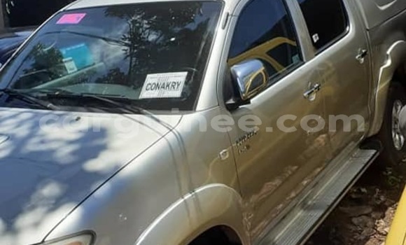 Medium with watermark toyota hilux conakry conakry 6944