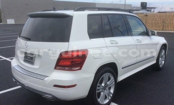 Acheter Occasion Voiture Mercedes-Benz GLK–Class Blanc à Boffa, Boffa Acheter Occasion Voiture Mercedes-Benz GLK–Class Blanc à Boffa, Boffa