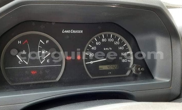 Acheter Occasion Voiture Toyota Land Cruiser Blanc à Conakry, Conakry Acheter Occasion Voiture Toyota Land Cruiser Blanc à Conakry, Conakry