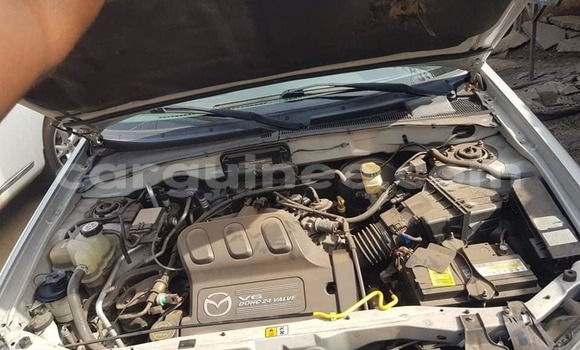 Acheter Occasion Voiture Mazda Tribute Gris à Conakry, Conakry Acheter Occasion Voiture Mazda Tribute Gris à Conakry, Conakry