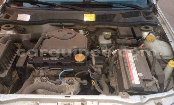 Acheter Occasion Voiture Opel Astra Vert à Conakry, Conakry Acheter Occasion Voiture Opel Astra Vert à Conakry, Conakry