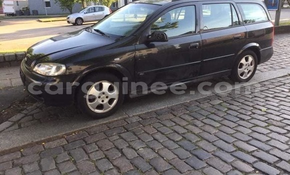 Buy Used Opel Astra Black Car in Conakry in Conakry Buy Used Opel Astra Black Car in Conakry in Conakry