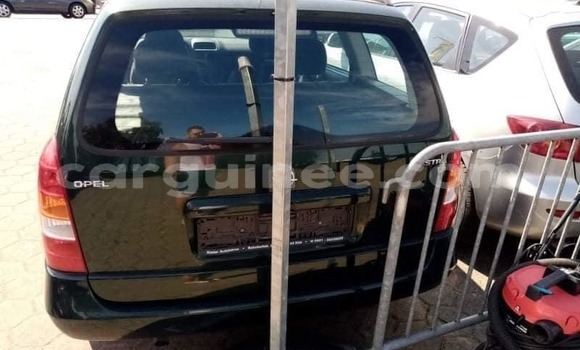 Acheter Occasion Voiture Opel Astra Vert à Conakry, Conakry Acheter Occasion Voiture Opel Astra Vert à Conakry, Conakry