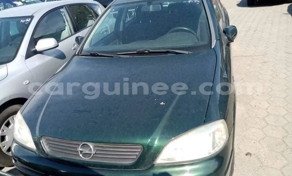 Acheter Occasion Voiture Opel Astra Vert à Conakry, Conakry Acheter Occasion Voiture Opel Astra Vert à Conakry, Conakry