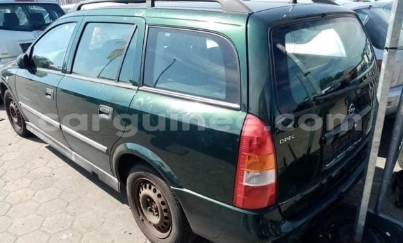 Acheter Occasion Voiture Opel Astra Vert à Conakry, Conakry Acheter Occasion Voiture Opel Astra Vert à Conakry, Conakry