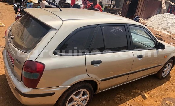 Acheter Occasion Voiture Mazda 323 Marron à Conakry, Conakry Acheter Occasion Voiture Mazda 323 Marron à Conakry, Conakry