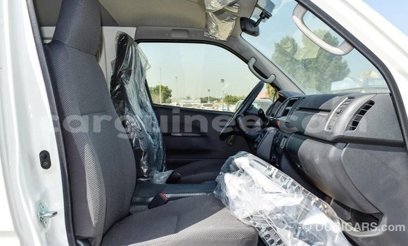Buy Import Toyota Hiace White Car in Import - Dubai in Conakry Buy Import Toyota Hiace White Car in Import - Dubai in Conakry