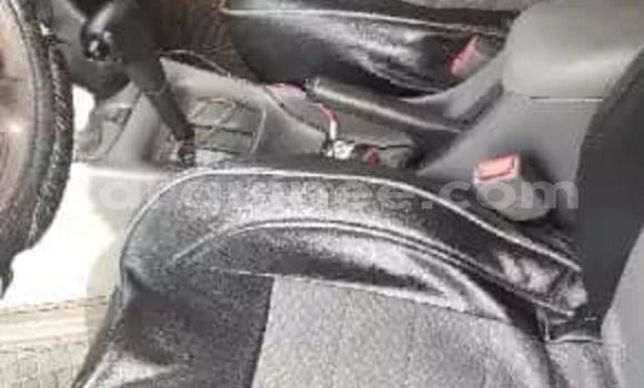 Acheter Occasion Voiture Mazda 323 Noir à Conakry, Conakry Acheter Occasion Voiture Mazda 323 Noir à Conakry, Conakry