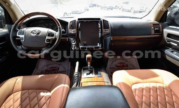 Buy Import Toyota Land Cruiser Black Car in Import - Dubai in Conakry Buy Import Toyota Land Cruiser Black Car in Import - Dubai in Conakry