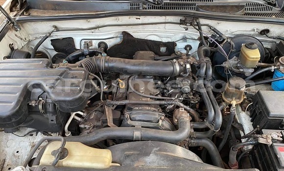 Acheter Occasion Voiture Toyota Land Cruiser Prado Blanc à Conakry, Conakry Acheter Occasion Voiture Toyota Land Cruiser Prado Blanc à Conakry, Conakry