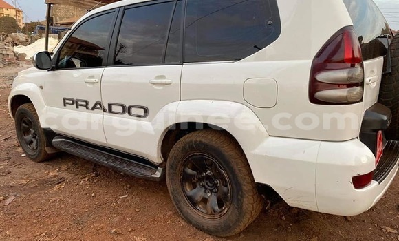 Acheter Occasion Voiture Toyota Land Cruiser Prado Blanc à Conakry, Conakry Acheter Occasion Voiture Toyota Land Cruiser Prado Blanc à Conakry, Conakry
