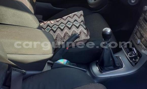 Acheter Occasion Voiture Toyota Avensis Bleu à Conakry, Conakry Acheter Occasion Voiture Toyota Avensis Bleu à Conakry, Conakry