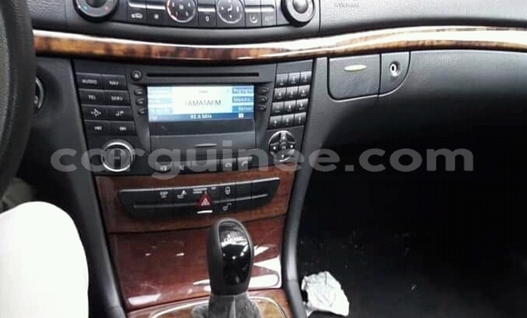 Buy Used Mercedes-Benz E200 Black Car in Conakry in Conakry