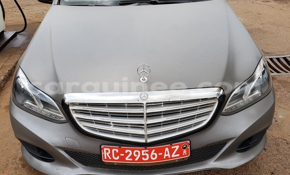 Acheter Occasion Voiture Mercedes Viano Gris à Conakry, Conakry Acheter Occasion Voiture Mercedes Viano Gris à Conakry, Conakry