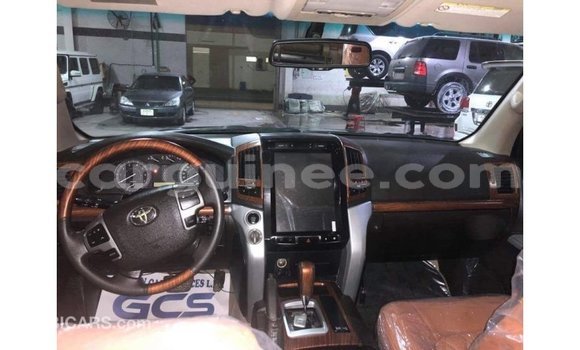 Buy Import Toyota Land Cruiser Black Car in Import - Dubai in Conakry Buy Import Toyota Land Cruiser Black Car in Import - Dubai in Conakry