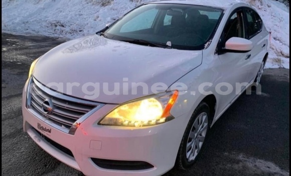 Buy Used Nissan Sentra White Car in Conakry in Conakry