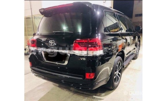 Buy Import Toyota Land Cruiser Black Car in Import - Dubai in Conakry Buy Import Toyota Land Cruiser Black Car in Import - Dubai in Conakry