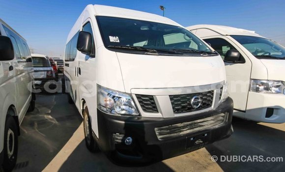 Buy Import Nissan Evalia White Truck in Import - Dubai in Conakry Buy Import Nissan Evalia White Truck in Import - Dubai in Conakry