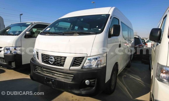 Buy Import Nissan Evalia White Truck in Import - Dubai in Conakry Buy Import Nissan Evalia White Truck in Import - Dubai in Conakry