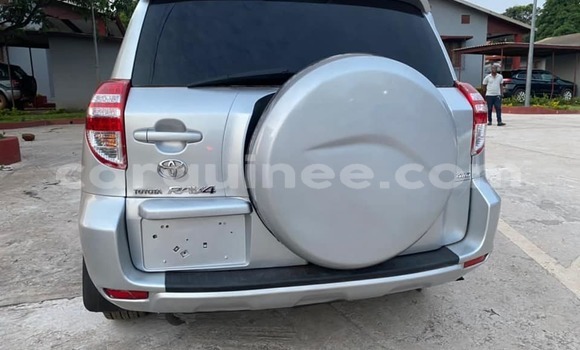 Buy Used Toyota RAV4 Silver Car in Conakry in Conakry Buy Used Toyota RAV4 Silver Car in Conakry in Conakry
