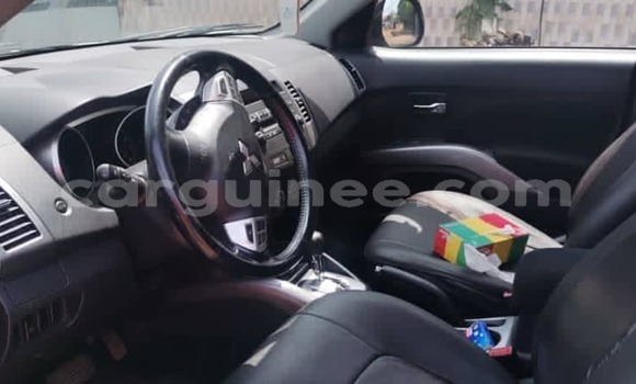 Buy Used Mitsubishi Outlander Silver Car in Conakry in Conakry Buy Used Mitsubishi Outlander Silver Car in Conakry in Conakry