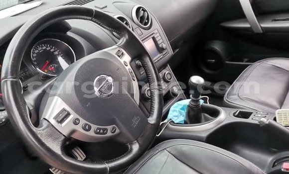 Buy Used Nissan Qashqai Silver Car in Conakry in Conakry Buy Used Nissan Qashqai Silver Car in Conakry in Conakry
