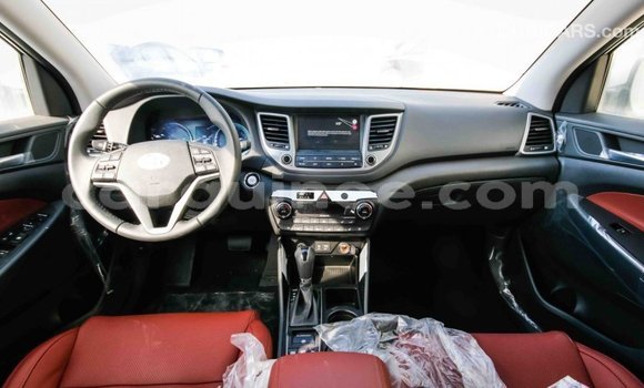 Buy Import Hyundai Tucson White Car in Import - Dubai in Conakry Buy Import Hyundai Tucson White Car in Import - Dubai in Conakry
