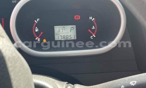Buy Used Toyota Matrix Silver Car in Conakry in Conakry Buy Used Toyota Matrix Silver Car in Conakry in Conakry