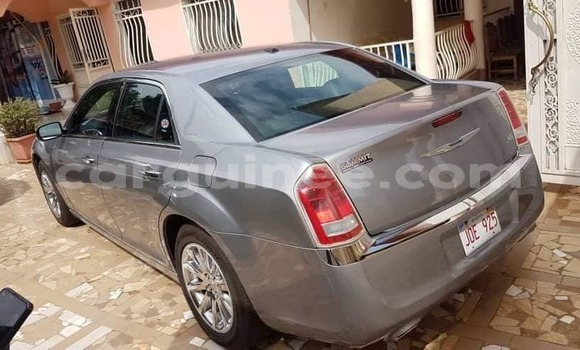 Buy Used Chrysler 300 Silver Car in Conakry in Conakry Buy Used Chrysler 300 Silver Car in Conakry in Conakry